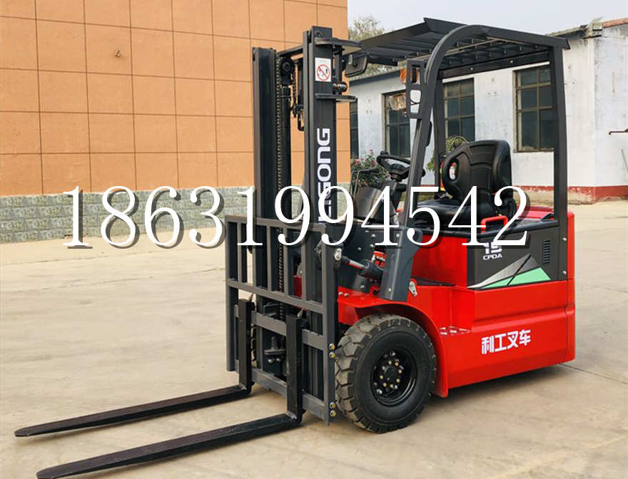 雁江区电动叉车2吨小型搬运车3吨雁江区手动叉车四驱平衡叉车那里有电动叉车自登高叉车
